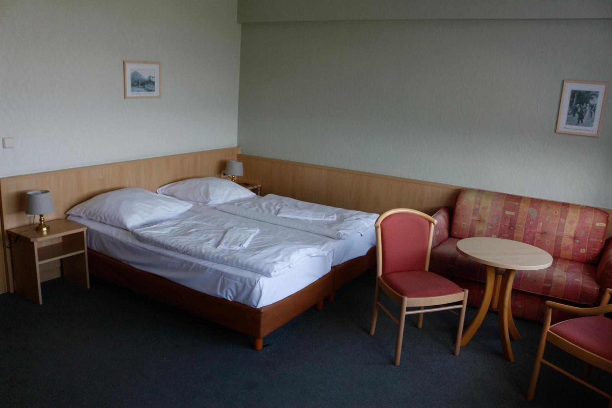 Hotel Lugsteinhof Altenberg ภายนอก รูปภาพ